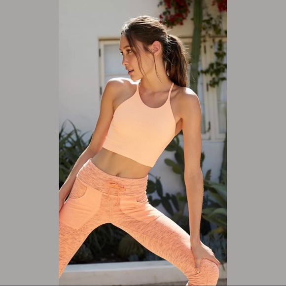 Free People Tops - Peach Horizon - Free People Happiness Runs Crop Size M/L